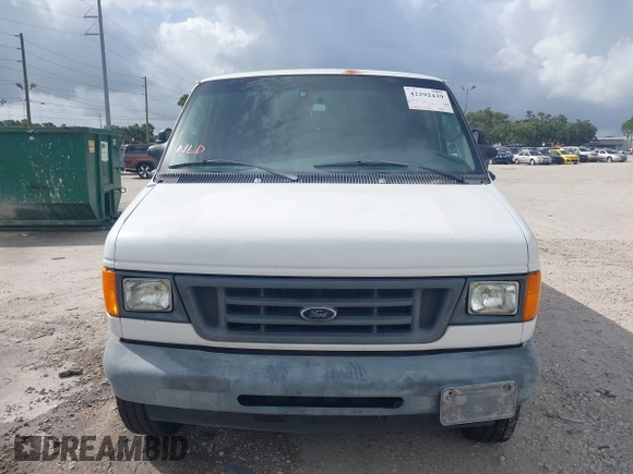 2007 Ford Econoline Cargo Commercial with VIN 1FTNE24W27DA99831, listed as a IAAI auction lot 42292439 with 280,756 mi miles and . Bid and sale history available at DreamBid. Image 6.