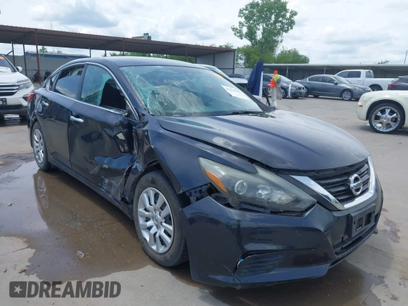 2016 Nissan Altima S z VIN 1N4AL3APXGN348769, wystawiony jako IAAI lot #42199355 z przebiegiem 135 584 mil mil oraz . Historia ofert i sprzedaży dostępna na DreamBid. Obrazek 1.
