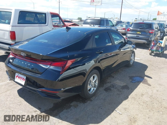 2022 Hyundai Elantra SE with VIN KMHLL4AG1NU343287, listed as a IAAI auction lot 39700530 with 37,492 mi miles and . Bid and sale history available at DreamBid. Image 4.
