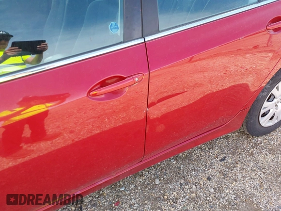2011 Mazda Mazda6 i Sport with VIN 1YVHZ8BH6B5M24289, listed as a IAAI auction lot 42138047 with 190,805 mi miles. Bid and sale history available at carsss.com. Image 6.