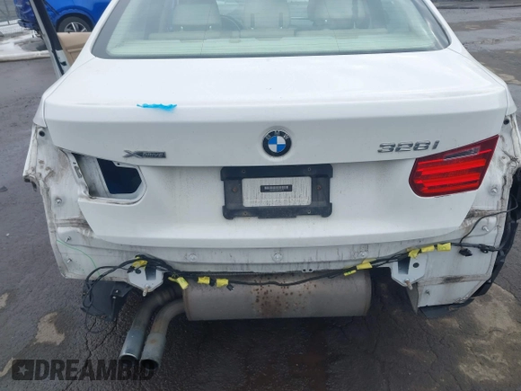 2014 BMW 3 Series 328i xDrive with VIN WBA3B5C55EP543478, listed as a IAAI auction lot 41629266 with 150,595 mi miles and . Bid and sale history available at DreamBid. Image 6.