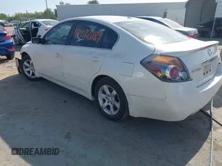 2009 Nissan Altima 2.5 S with VIN 1N4AL21E69N539133, listed as a IAAI auction lot 42072089 with 155,228 mi miles. Bid and sale history available at carsss.com. Image 3.