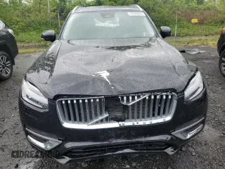 2025 Volvo XC90 Ultra z VIN YV4062JF9S1345566, wystawiony jako Copart lot #57229865 z przebiegiem 1746 mil mil oraz Szkoda całkowita • Salvage title. Historia ofert i sprzedaży dostępna na DreamBid. Obrazek 5.