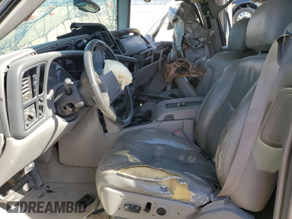 2004 GMC Yukon SLT with VIN 1GKEK13Z64J139750, listed as a Copart auction lot 74820364 with 0 mi miles and Salvage Title. Bid and sale history available at carsss.com. Image 7.
