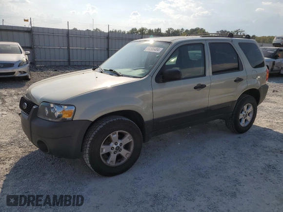 2005 Ford Escape XLT with VIN 1FMYU03115KA43989, listed as a Copart auction lot 69295484 with 160,309 mi miles and Salvage Title. Bid and sale history available at carsss.com. Image 1.