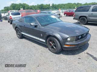 2007 Ford Mustang Deluxe with VIN 1ZVFT80N275359565, listed as a IAAI auction lot 42581756 with 189,714 mi miles and . Bid and sale history available at DreamBid. Image 1.
