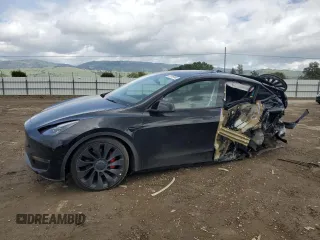 2022 Tesla Model Y Performance with VIN 7SAYGDEF1NF404133, listed as a Copart auction lot 51108165 with 44,102 mi miles and Salvage Title. Bid and sale history available at DreamBid. Image 1.