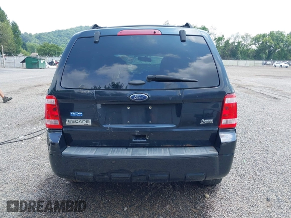 2012 Ford Escape XLT с VIN 1FMCU9DG3CKB84318, выставлен на аукционе IAAI как лот 42705765 с пробегом 171 157 миль миль и . История ставок и продаж доступна на DreamBid. Изображение 17.