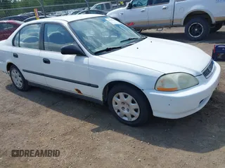 1998 Honda Civic LX z VIN 1HGEJ6672WL037084, wystawiony jako IAAI lot #42256194 z przebiegiem 230 940 mil mil oraz . Historia ofert i sprzedaży dostępna na DreamBid. Obrazek 1.