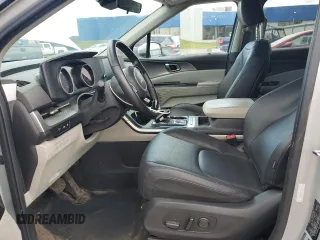 2023 Kia Carnival LX with VIN KNDNB4H30P6265160, listed as a Copart auction lot 60125244 with 30,951 mi miles and Non Repairable. Bid and sale history available at carsss.com. Image 7.