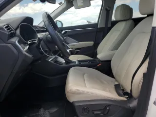 2021 Audi Q3 Premium with VIN WA1AUCF39M1133071, listed as a Copart auction lot 53138115 with 21,639 mi miles and Salvage Title. Bid and sale history available at carsss.com. Image 7.