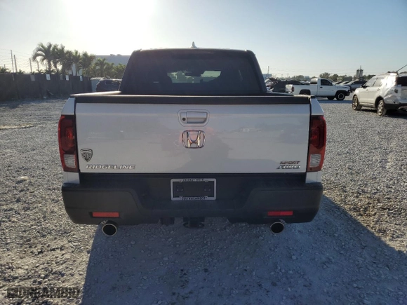 2021 Honda Ridgeline Sport with VIN 5FPYK3F1XMB015473, listed as a Copart auction lot 47996665 with 52,210 mi miles and Salvage Title. Bid and sale history available at carsss.com. Image 6.