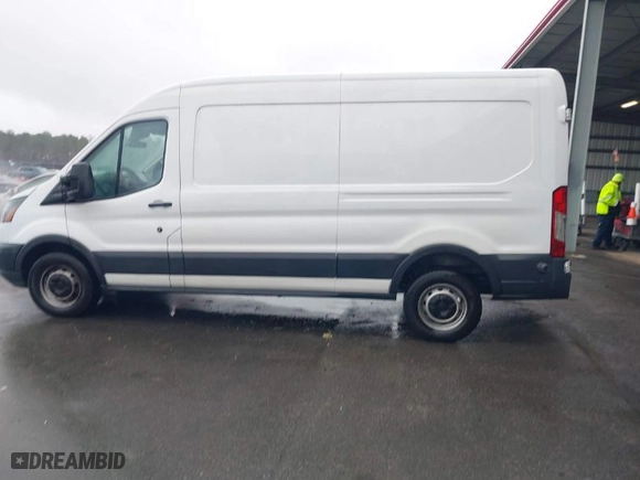 2018 Ford Transit Van with VIN 1FTBW2CMXJKA90555, listed as a IAAI auction lot 41539215 with NaN miles. Bid and sale history available at carsss.com. Image 14.