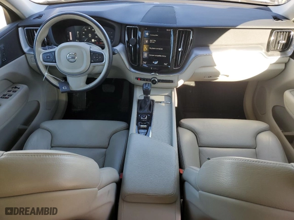 2019 Volvo XC60 Momentum with VIN LYV102DK8KB224960, listed as a Copart auction lot 81130014 with 70,434 mi miles and Salvage Title. Bid and sale history available at carsss.com. Image 8.