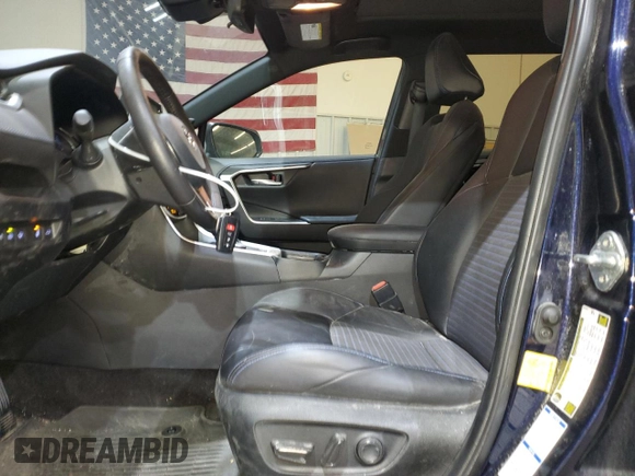 2021 Toyota RAV4 Hybrid XSE z VIN 4T3E6RFV3MU060982, wystawiony jako Copart lot #88068875 z przebiegiem 38 146 mil mil oraz Szkoda całkowita • Salvage title. Historia ofert i sprzedaży dostępna na DreamBid. Obrazek 7.