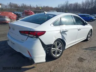 2019 Hyundai Sonata Sport with VIN 5NPE34AF0KH737194, listed as a IAAI auction lot 41898277 with 72,142 mi miles. Bid and sale history available at carsss.com. Image 4.