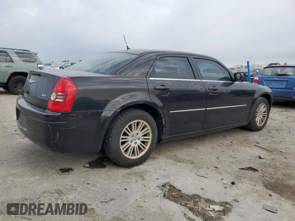 2008 Chrysler 300 LX with VIN 2C3LA43R48H217462, listed as a Copart auction lot 49868135 with 113,947 mi miles and Clean Title. Bid and sale history available at carsss.com. Image 3.