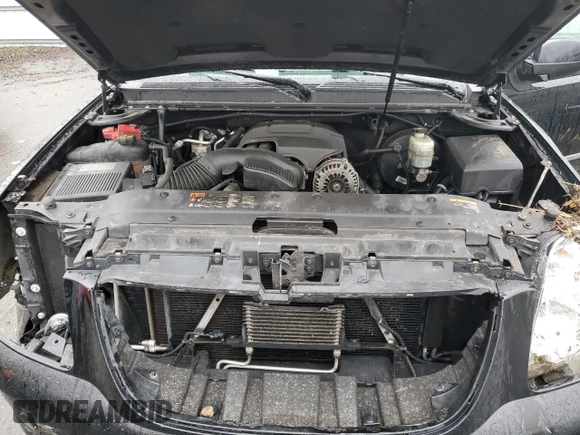 2014 GMC Yukon XL Denali with VIN 1GKS2MEF3ER133527, listed as a Copart auction lot 46869275 with 145,014 mi miles and Salvage Title. Bid and sale history available at carsss.com. Image 12.
