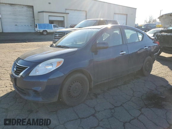2013 Nissan Versa S Plus z VIN 3N1CN7AP0DL862116, wystawiony jako Copart lot #41641525 z przebiegiem 94 231 mil mil oraz Szkoda całkowita • Salvage title. Historia ofert i sprzedaży dostępna na DreamBid. Obrazek 1.