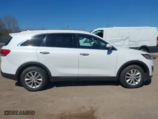 2016 Kia Sorento LX with VIN 5XYPG4A52GG002963, listed as a IAAI auction lot 41874425 with 230,541 mi miles. Bid and sale history available at carsss.com. Image 13.