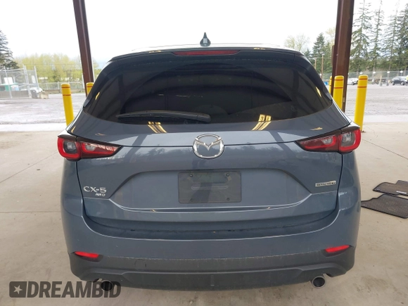 2024 Mazda CX-5 2.5 S Preferred Package with VIN JM3KFBCL4R0432491, listed as a IAAI auction lot 41980085 with 28,278 mi miles. Bid and sale history available at carsss.com. Image 17.