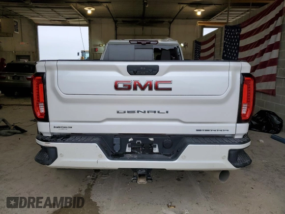2020 GMC Sierra 3500HD Denali z VIN 1GT49WEY5LF265507, wystawiony jako Copart lot #53607974 z przebiegiem 62 955 mil mil oraz Szkody całkowita. Historia ofert i sprzedaży dostępna na DreamBid. Obrazek 6.
