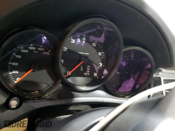 2018 Porsche Macan with VIN WP1AA2A56JLB20116, listed as a Copart auction lot 84089134 with Not Provided miles and Salvage Title. Bid and sale history available at DreamBid. Image 9.