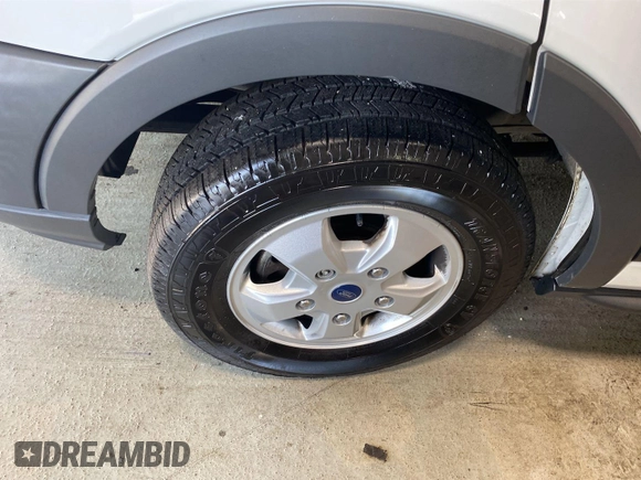 2018 Ford Transit with VIN 1FTYR1YG9JKB43972, listed as a IAAI auction lot 42726896 with 31,414 mi miles and . Bid and sale history available at DreamBid. Image 25.