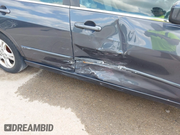 2007 Honda Accord EX с VIN 1HGCM567X7A158015, выставлен на аукционе IAAI как лот 42173705 с пробегом 214 953 миль миль и . История ставок и продаж доступна на DreamBid. Изображение 6.
