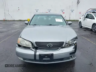 2004 Infiniti I35 with VIN JNKDA31A74T208001, listed as a IAAI auction lot 41835959 with 84,747 mi miles. Bid and sale history available at carsss.com. Image 12.