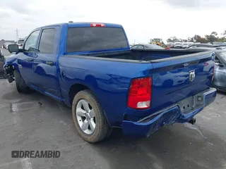 2015 Ram 1500 Express z VIN 1C6RR6KG0FS762887, wystawiony jako IAAI lot #42047359 z przebiegiem 146 963 mil mil oraz . Historia ofert i sprzedaży dostępna na DreamBid. Obrazek 3.