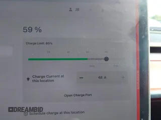 2018 Tesla Model 3 Long Range Battery z VIN 5YJ3E1EA9JF123109, wystawiony jako IAAI lot #42038158 z przebiegiem 133 361 mil mil oraz . Historia ofert i sprzedaży dostępna na DreamBid. Obrazek 17.