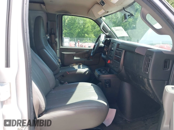 2017 Chevrolet Express Cargo с VIN 1GCZGHFF3H1244597, выставлен на аукционе IAAI как лот 42318882 с пробегом 220 604 миль миль и . История ставок и продаж доступна на DreamBid. Изображение 5.