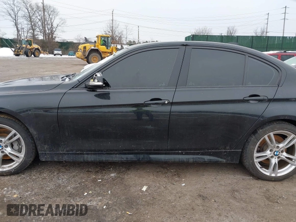 2018 BMW 3 Series 330i xDrive with VIN WBA8D9C59JA012658, listed as a IAAI auction lot 41523677 with 117,049 mi miles and . Bid and sale history available at DreamBid. Image 14.