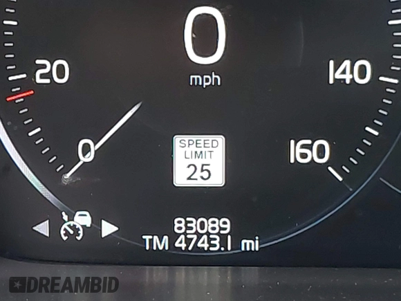 2019 Volvo XC90 Momentum z VIN YV4102PK2K1514188, wystawiony jako IAAI lot #41767251 z przebiegiem 83 089 mil mil oraz . Historia ofert i sprzedaży dostępna na DreamBid. Obrazek 15.
