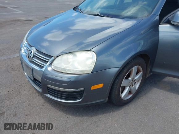 2009 Volkswagen Jetta S с VIN 3VWJZ71K09M089563, выставлен на аукционе IAAI как лот 42207932 с пробегом 207 719 миль миль и . История ставок и продаж доступна на DreamBid. Изображение 6.