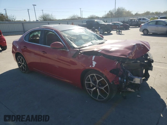 2019 Alfa Romeo Giulia Sport with VIN ZARFAMAN2K7612385, listed as a Copart auction lot 81651414 with 28,954 mi miles and Salvage Title. Bid and sale history available at carsss.com. Image 4.