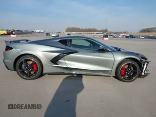 2024 Chevrolet Corvette 2LT z VIN 1G1YB2D47R5112325, wystawiony jako IAAI lot #42007944 z przebiegiem 11 725 mil mil oraz . Historia ofert i sprzedaży dostępna na DreamBid. Obrazek 14.