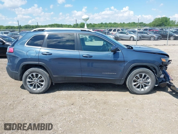 2020 Jeep Cherokee Altitude with VIN 1C4PJMLX7LD636746, listed as a IAAI auction lot 42271942 with 54,435 mi miles and . Bid and sale history available at DreamBid. Image 13.