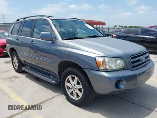 2004 Toyota Highlander z VIN JTEEP21A440009600, wystawiony jako IAAI lot #42377709 z przebiegiem 231 822 mil mil oraz . Historia ofert i sprzedaży dostępna na DreamBid. Obrazek 1.
