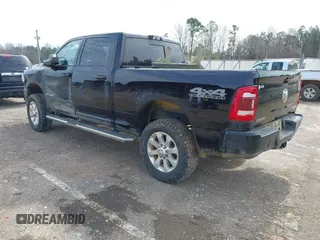 2021 Ram 2500 Big Horn with VIN 3C6UR5DL7MG695398, listed as a IAAI auction lot 41600978 with 48,792 mi miles. Bid and sale history available at carsss.com. Image 3.