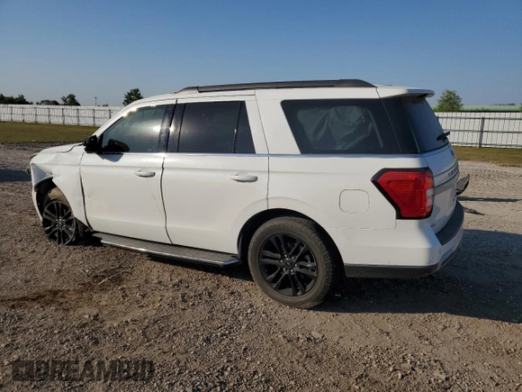 2022 Ford Expedition XLT with VIN 1FMJU1HT4NEA58969, listed as a Copart auction lot 75563424 with 27,905 mi miles and Salvage Title. Bid and sale history available at carsss.com. Image 2.