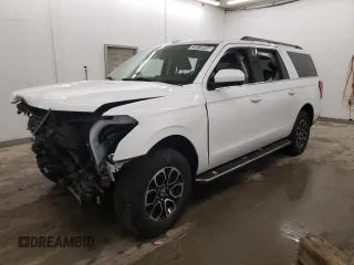 2023 Ford Expedition Max XLT z VIN 1FMJK1H82PEA06745, wystawiony jako Copart lot #39510944 z przebiegiem 19 125 mil mil oraz Czysty tytuł • Clean title. Historia ofert i sprzedaży dostępna na DreamBid. Obrazek 1.