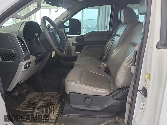 2019 Ford F-250 XL with VIN 1FT7X2B60KED15782, listed as a IAAI auction lot 42840321 with 119,106 mi miles and . Bid and sale history available at DreamBid. Image 53.