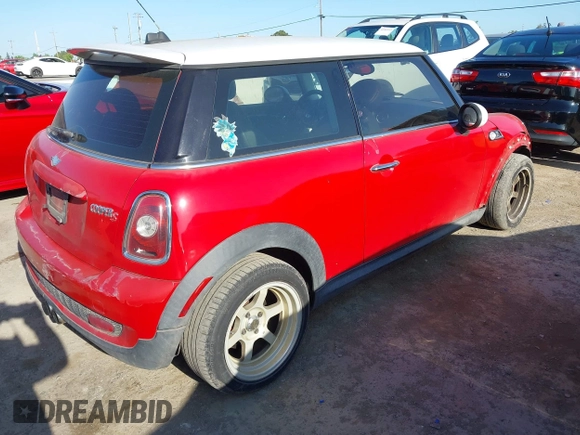 2008 MINI Hardtop S with VIN WMWMF73588TT89848, listed as a IAAI auction lot 41993191 with 145,668 mi miles and . Bid and sale history available at DreamBid. Image 4.