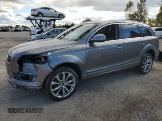 2013 Audi Q7 z VIN WA1VGCFE2DD006817, wystawiony jako Copart lot #76095014 z przebiegiem Nie podano mil oraz Szkoda całkowita • Salvage title. Historia ofert i sprzedaży dostępna na DreamBid. Obrazek 1.