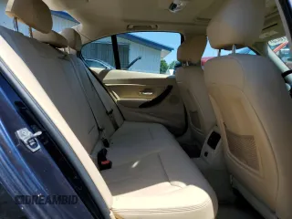 2015 BMW 3 Series 328i xDrive с VIN WBA3B5G53FNS20263, выставлен на аукционе Copart как лот 63217025 с пробегом 112 961 миль миль и Чистый • Clean title. История ставок и продаж доступна на DreamBid. Изображение 10.