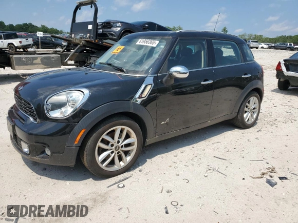2011 MINI Countryman S with VIN WMWZC5C57BWL53495, listed as a Copart auction lot 61956365 with 117,812 mi miles and Clean title. Bid and sale history available at DreamBid. Image 1.