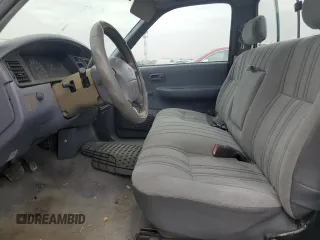 1997 Toyota T100 with VIN JT4JM11D9V0019752, listed as a Copart auction lot 82449524 with 279,981 mi miles and Salvage Title. Bid and sale history available at DreamBid. Image 7.