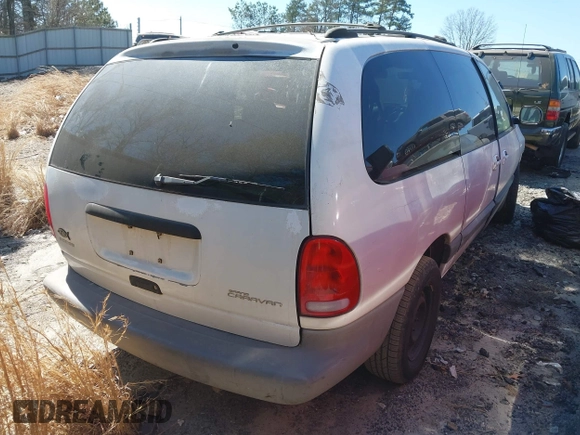 2000 Chrysler Voyager SE z VIN 1C4GJ44G5YB765618, wystawiony jako IAAI lot #41620854 z przebiegiem 179 090 mil mil oraz . Historia ofert i sprzedaży dostępna na DreamBid. Obrazek 4.